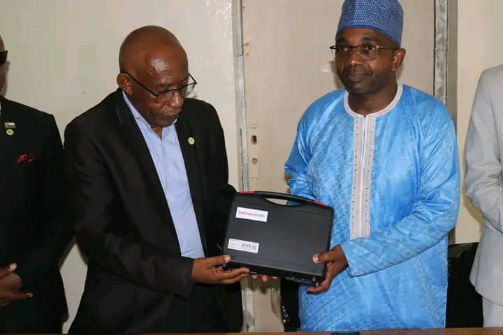 image L'université des Comores doté en équipements de laboratoire nucléaire